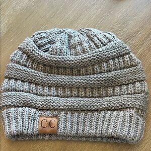 C.C Knit Beanie - Light Gray